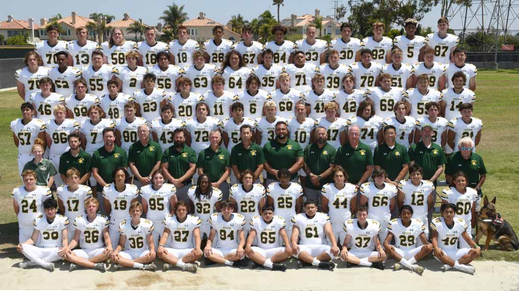 Edison Chargers Fall 2021 Football Team Photo